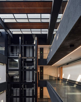 危地马拉 AEME 大楼丨Paz Arquitectura