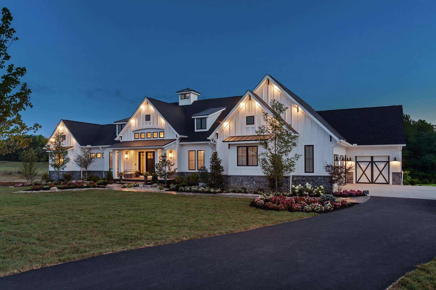 Old world design meets farmhouse style in this Ohio dream home-1