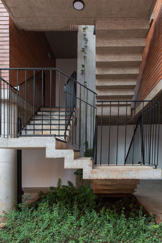 阿根廷塞瓦斯托波尔 3262 大楼丨阿根廷波萨达斯丨MAGarq-19