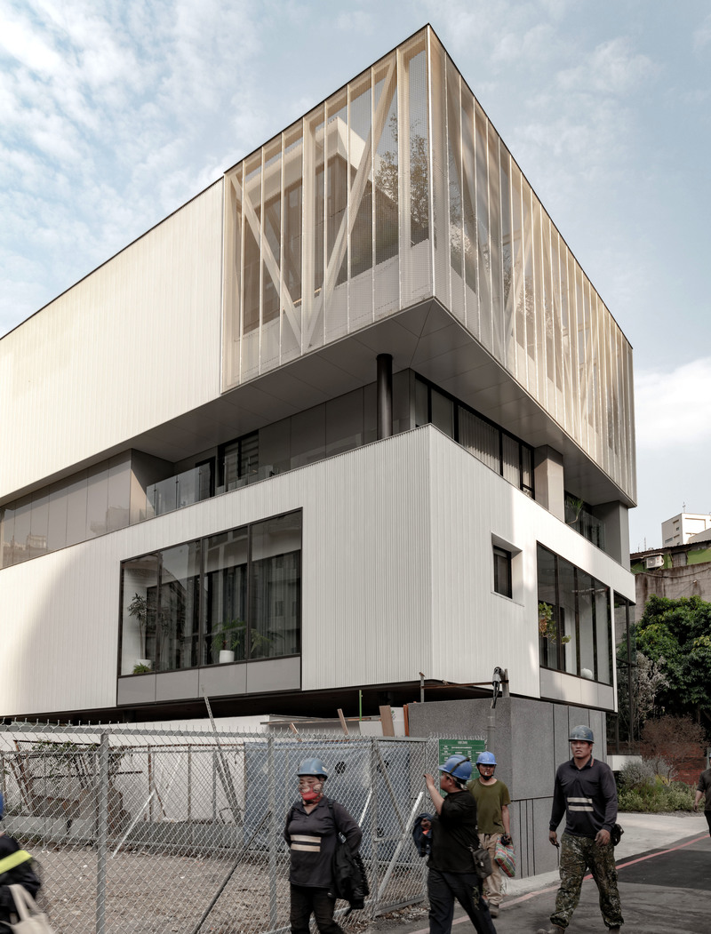 浮光岛屿 · 垂直绿意的售楼处设计-22