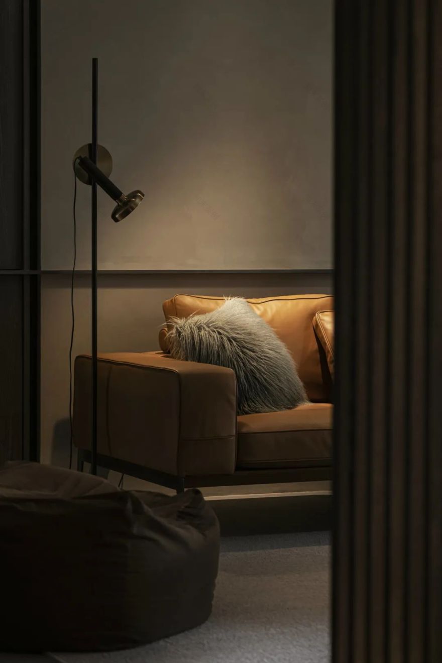 焦糖木肌理,构建内敛沉静的居家空间-19