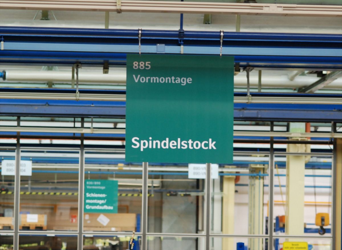 DECKEL MAHO集团导向与定位系统设计项目丨designgruppe koop-9