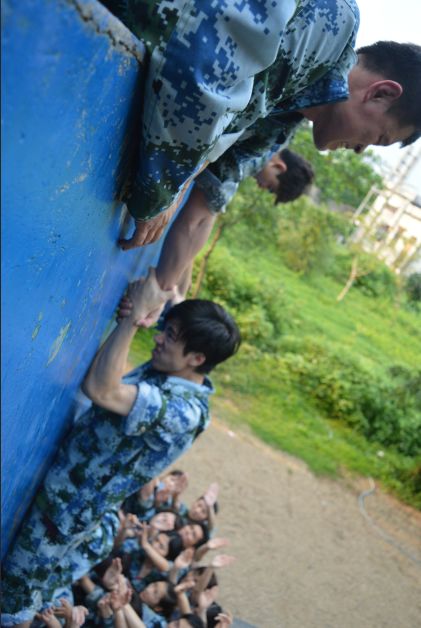 广州钛马赫别墅家装“潜能”拓展训练-151