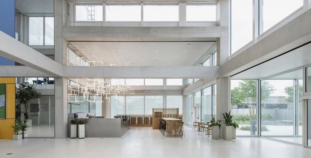 瑞士 St· Gallen 大学的 SQUARE 学习中心大楼丨Evolution Design 设计团队-23