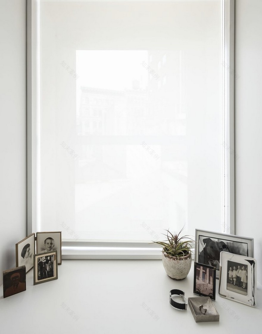 Greenwich Village Loft Made by Combining Two Separate Units in a Heritage Building-20