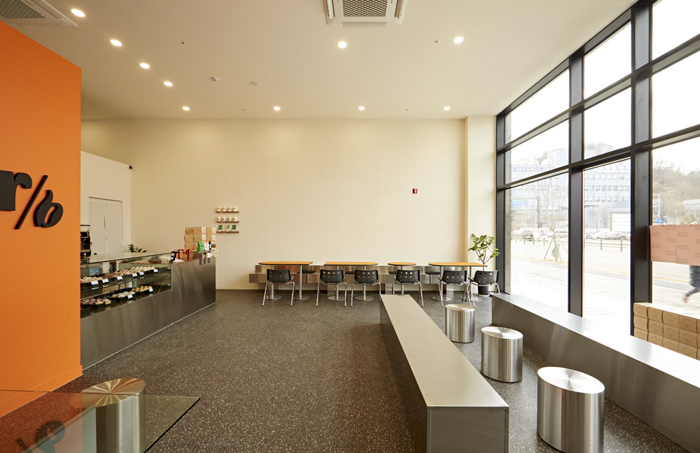 亮黄色糖果屋 | 28 平米小空间的无限可能-6