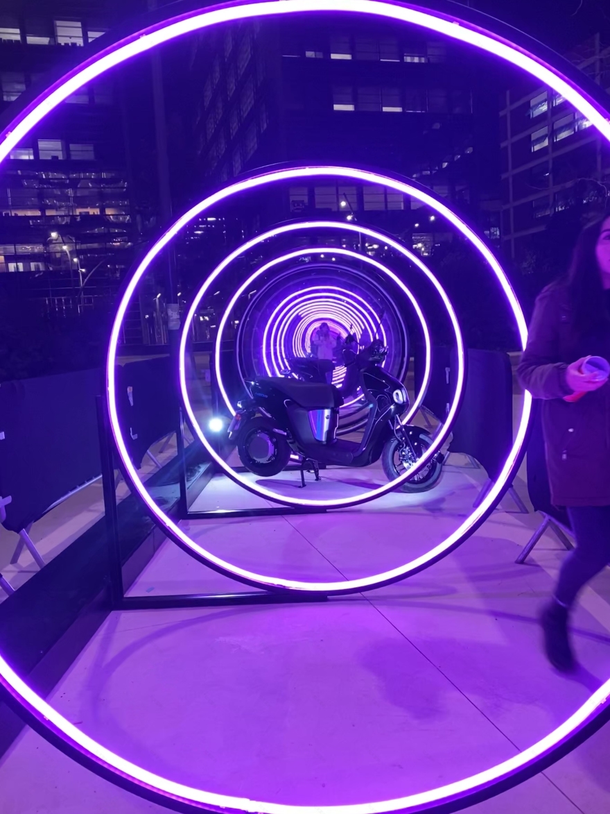 巴塞罗那雅马哈柳姆(注:这里Llum如果有特定含义,需结合更详细背景确定准确译法,仅从字面音译为柳姆) -9