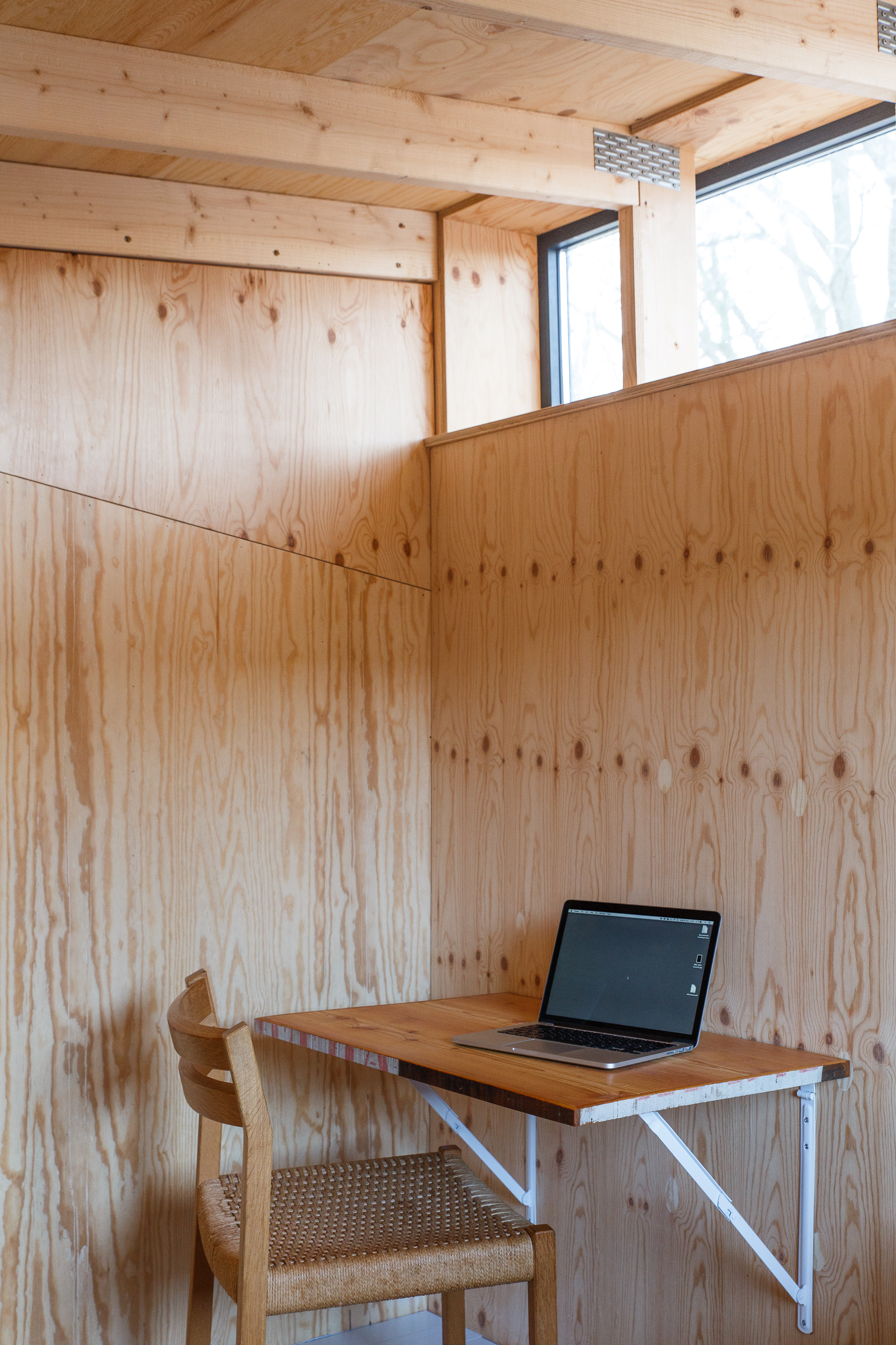 阿姆斯特丹"波"住宅 | 室内设计中的波浪元素与空间利用-12