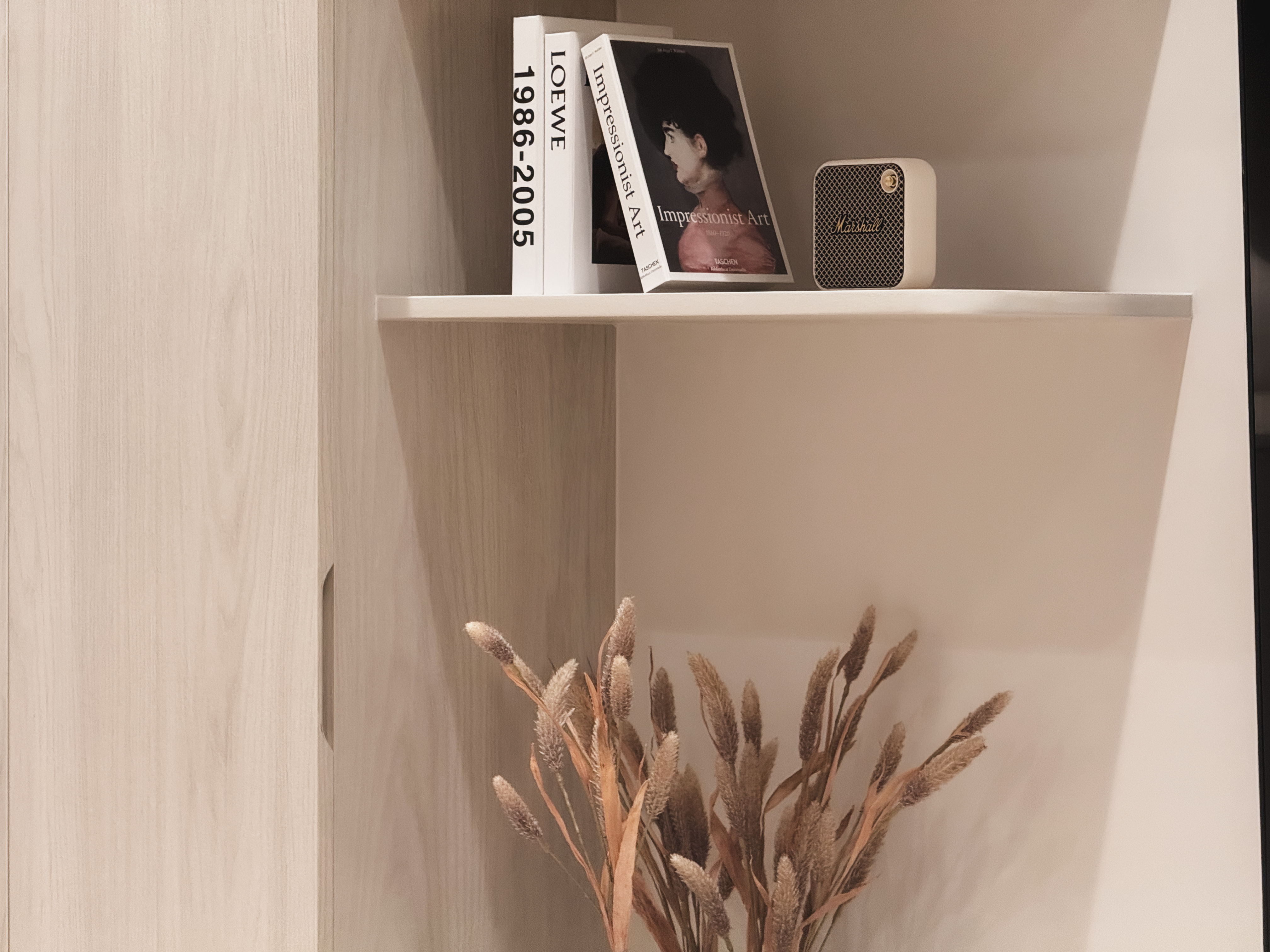 尚格室内设计︱GJ 日

注：GJ可能是特定的缩写或名称，由于缺乏更多背景信息，暂时保留原样；RI推测是日的拼音，但这种表述不太明确其确切含义 丨中国台中-35