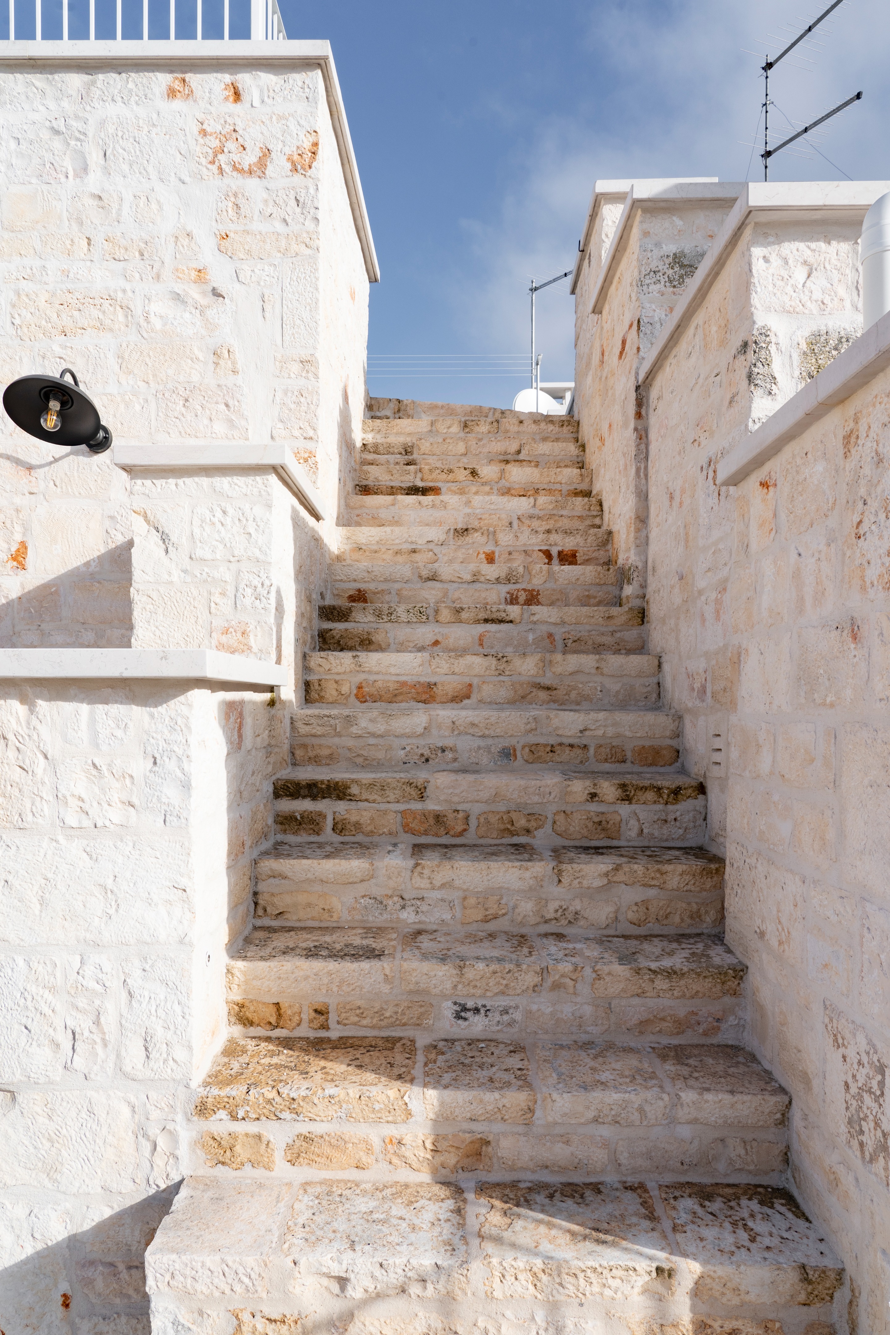 Casa Novembre · 恢复历史魅力的现代设计丨意大利丨Studio Francesco Consoli-58