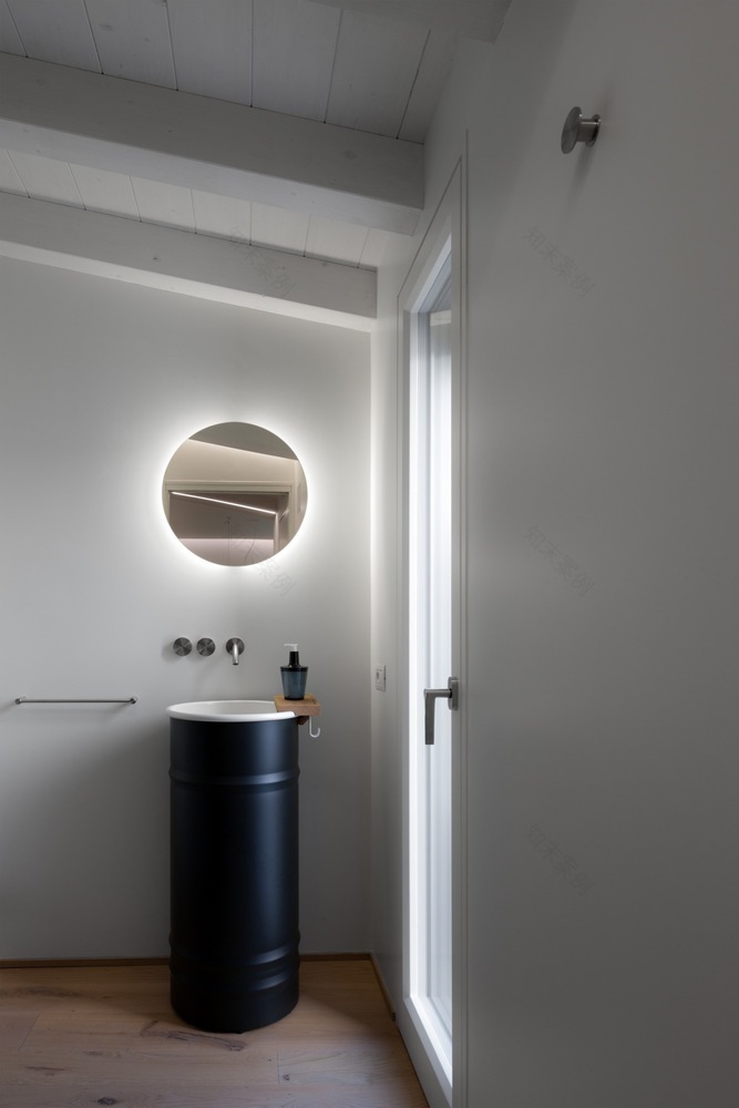 意大利 Treviso 郊区“T”形住宅设计-81