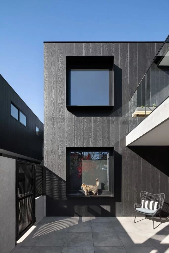 新旧融合的单色住宅丨澳大利亚墨尔本丨C.Kairouz Architects-50