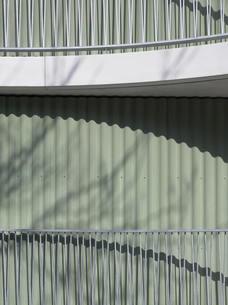 Basel 老厂房变宜居庭院丨瑞士丨Itten+Brechbühl-41