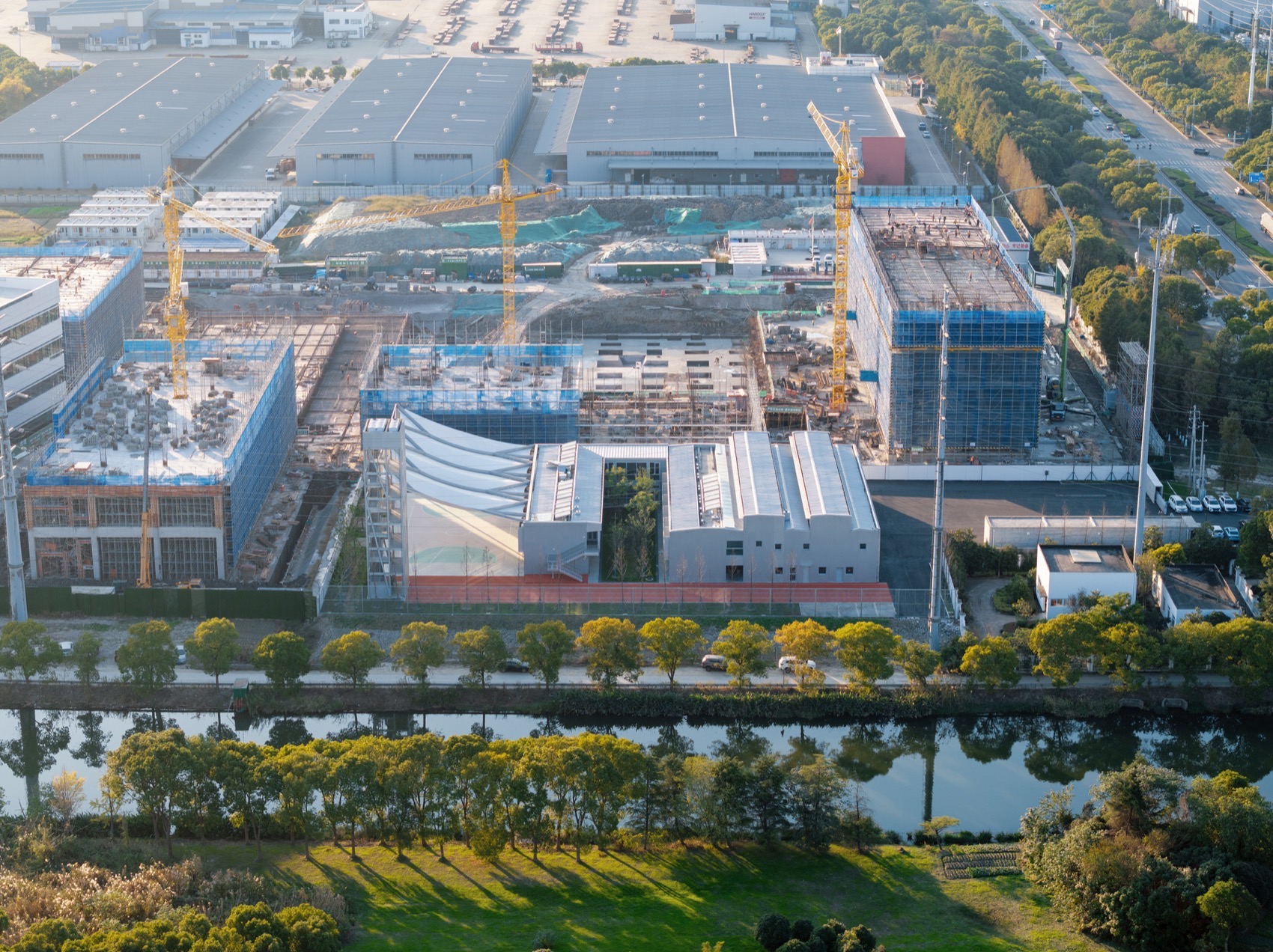 昆山元丰路消防站丨中国江苏丨亘建筑事务所-9