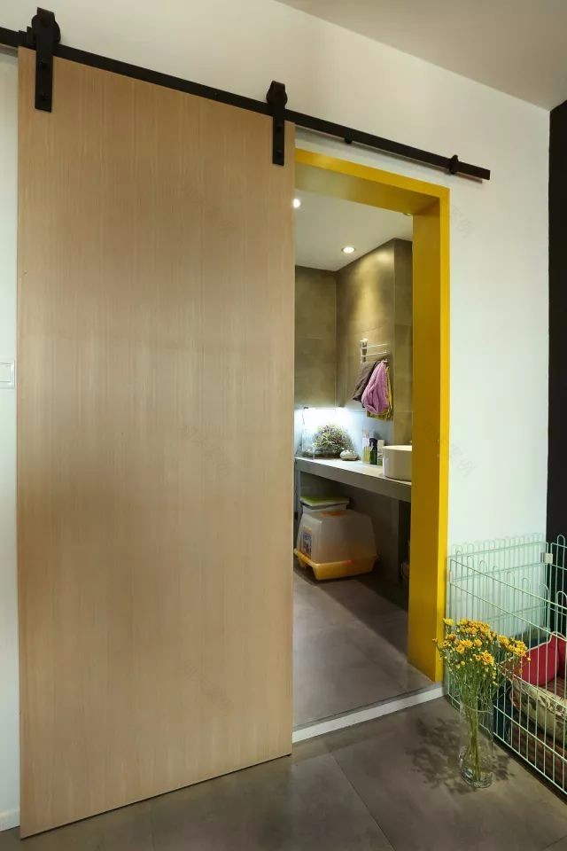 30㎡的房,他俩睡在半空,住出了100㎡的效果,神作-21