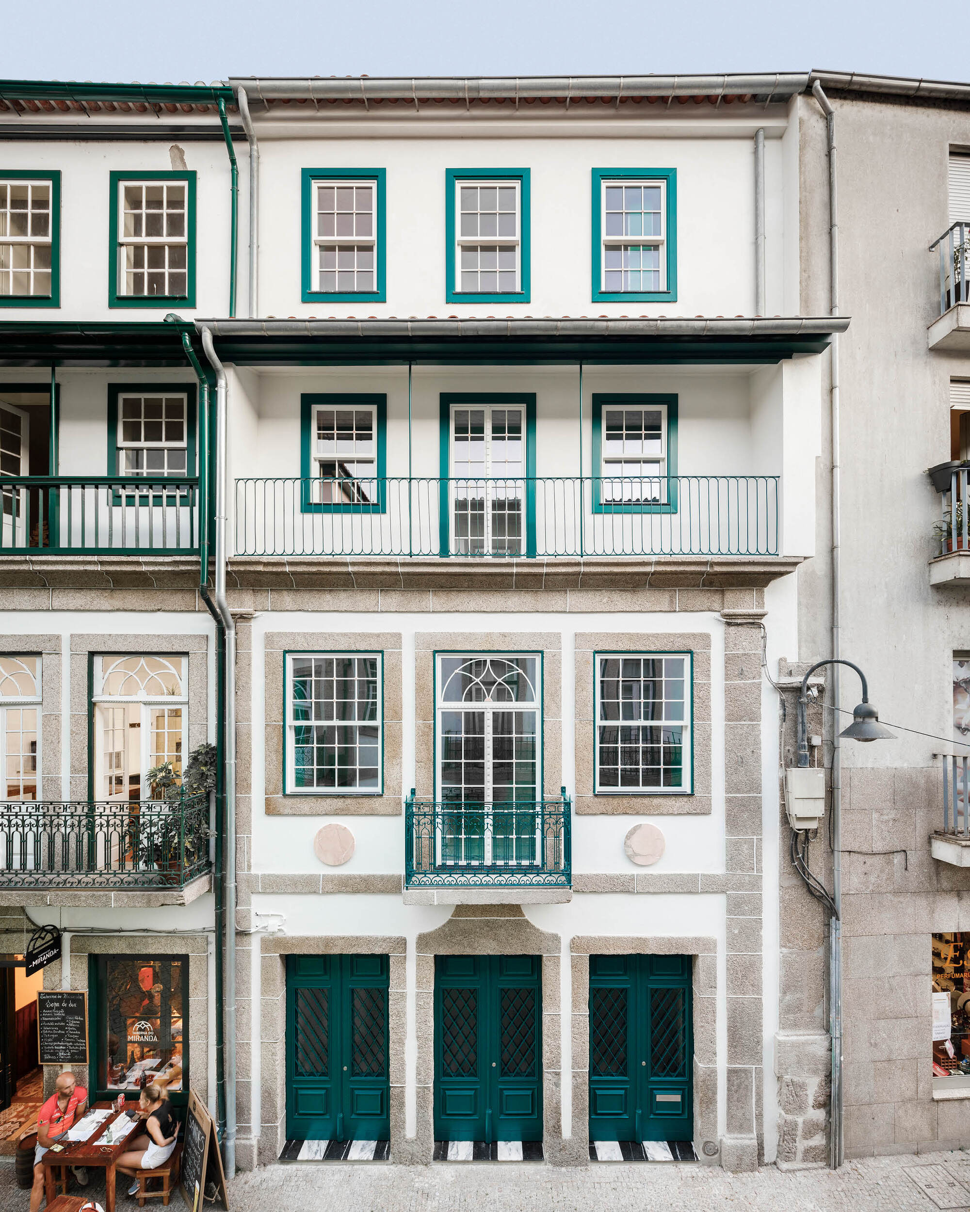 烟囱周围的房子丨葡萄牙丨fala-7