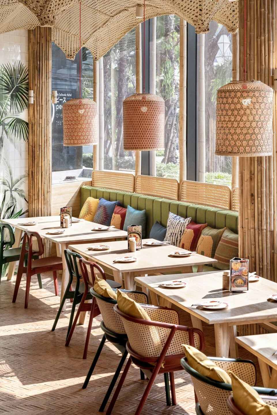 泰国东北风情餐厅设计-20