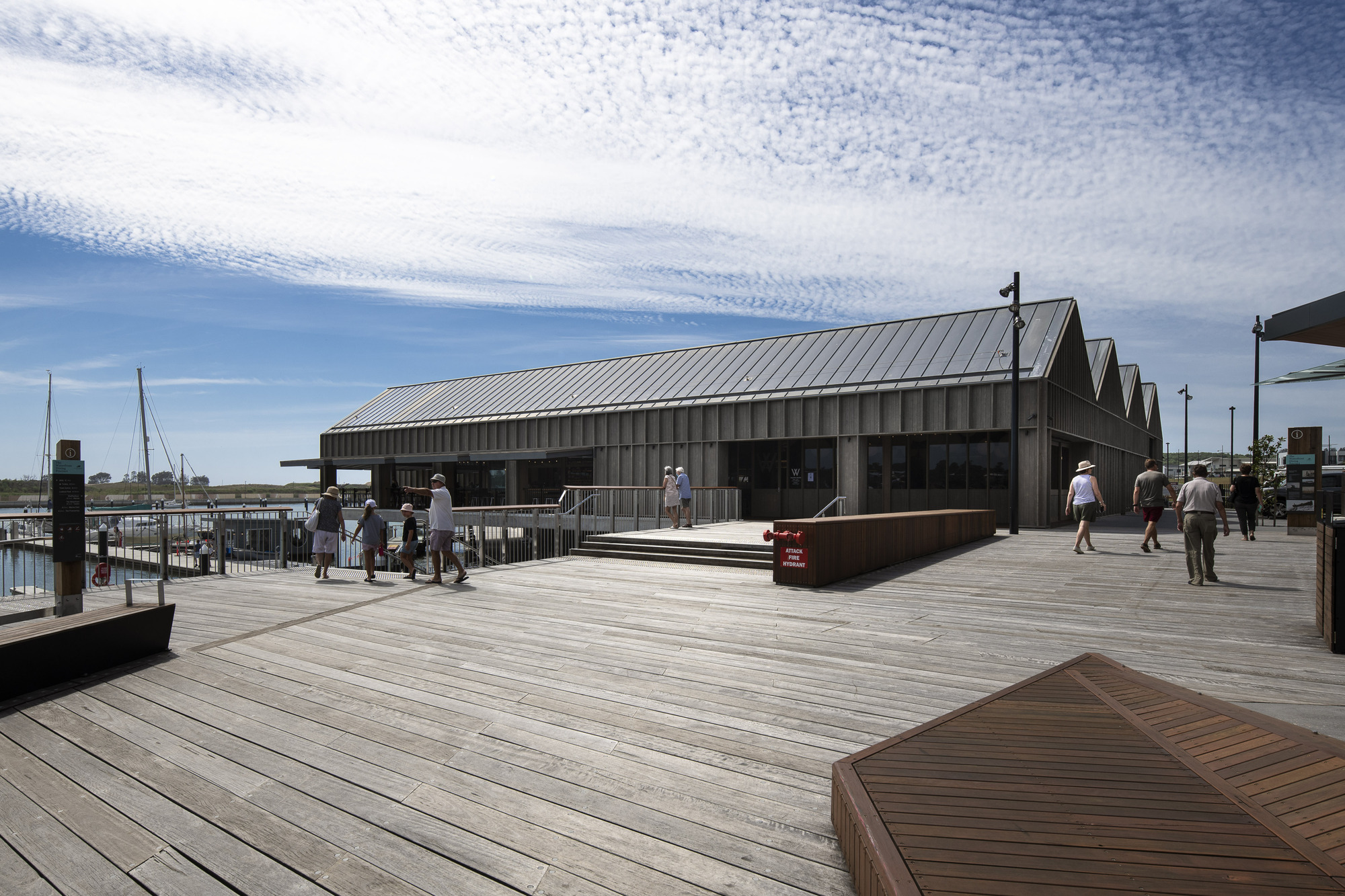 滨水酒馆丨澳大利亚丨H&E Architects-38