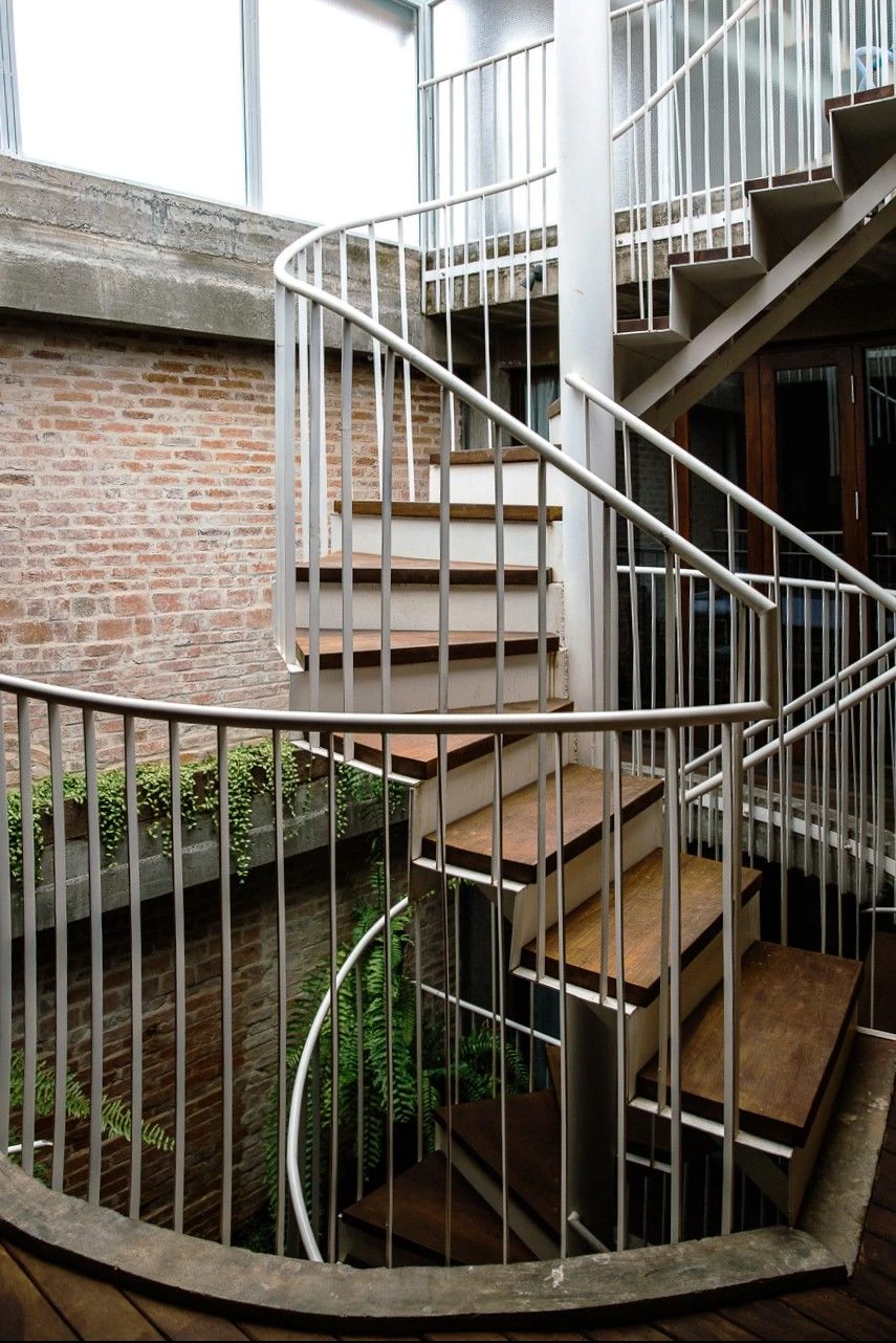 融合传统与当代的柬埔寨 Kampot 老店屋改造-33