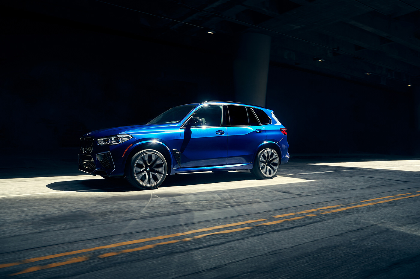 2021 BMW X5M Competition 洛杉矶夜行记-1