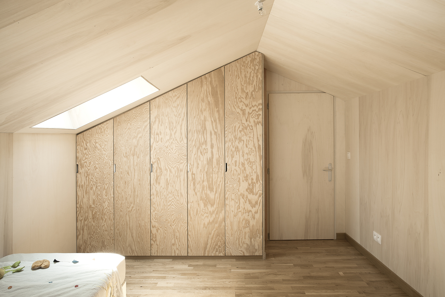 Java 建筑 · 环保冲浪家庭宅-115