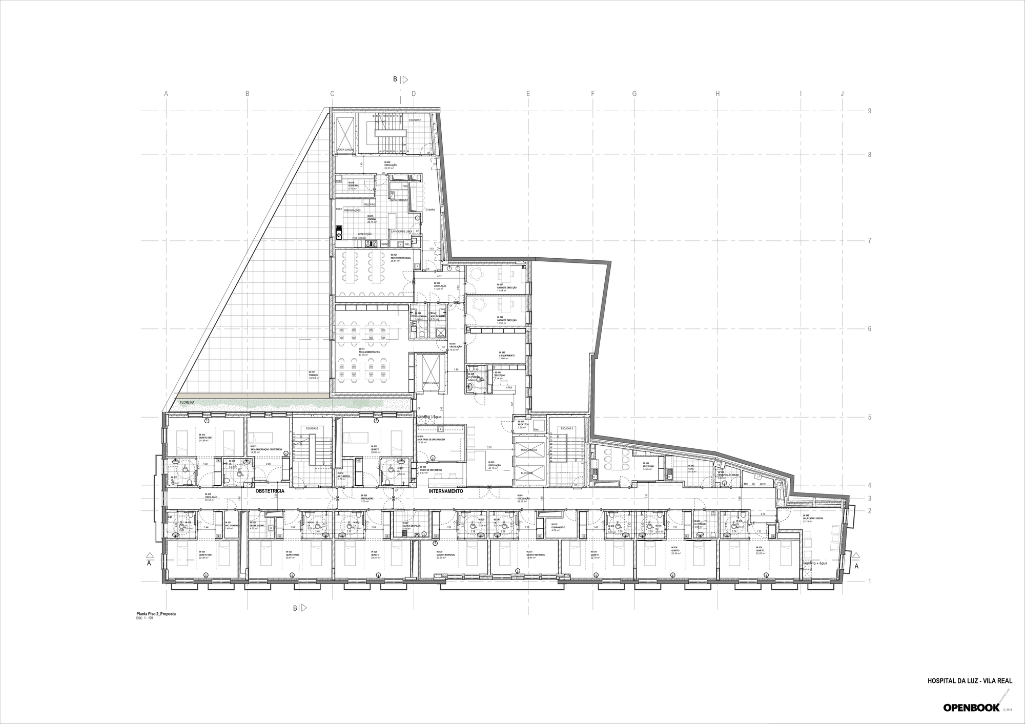 Luz Saúde Vila Real Hospital  / OPENBOOK Architecture-31