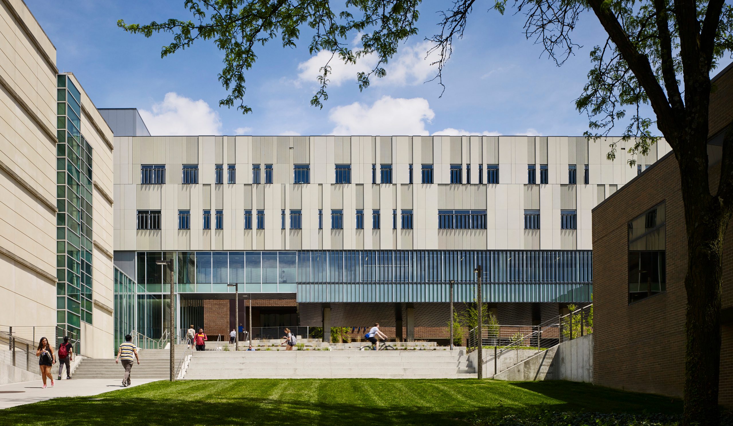 Blunt Hall - College of Natural and Applied Sciences, Missouri State University - BNIM-8