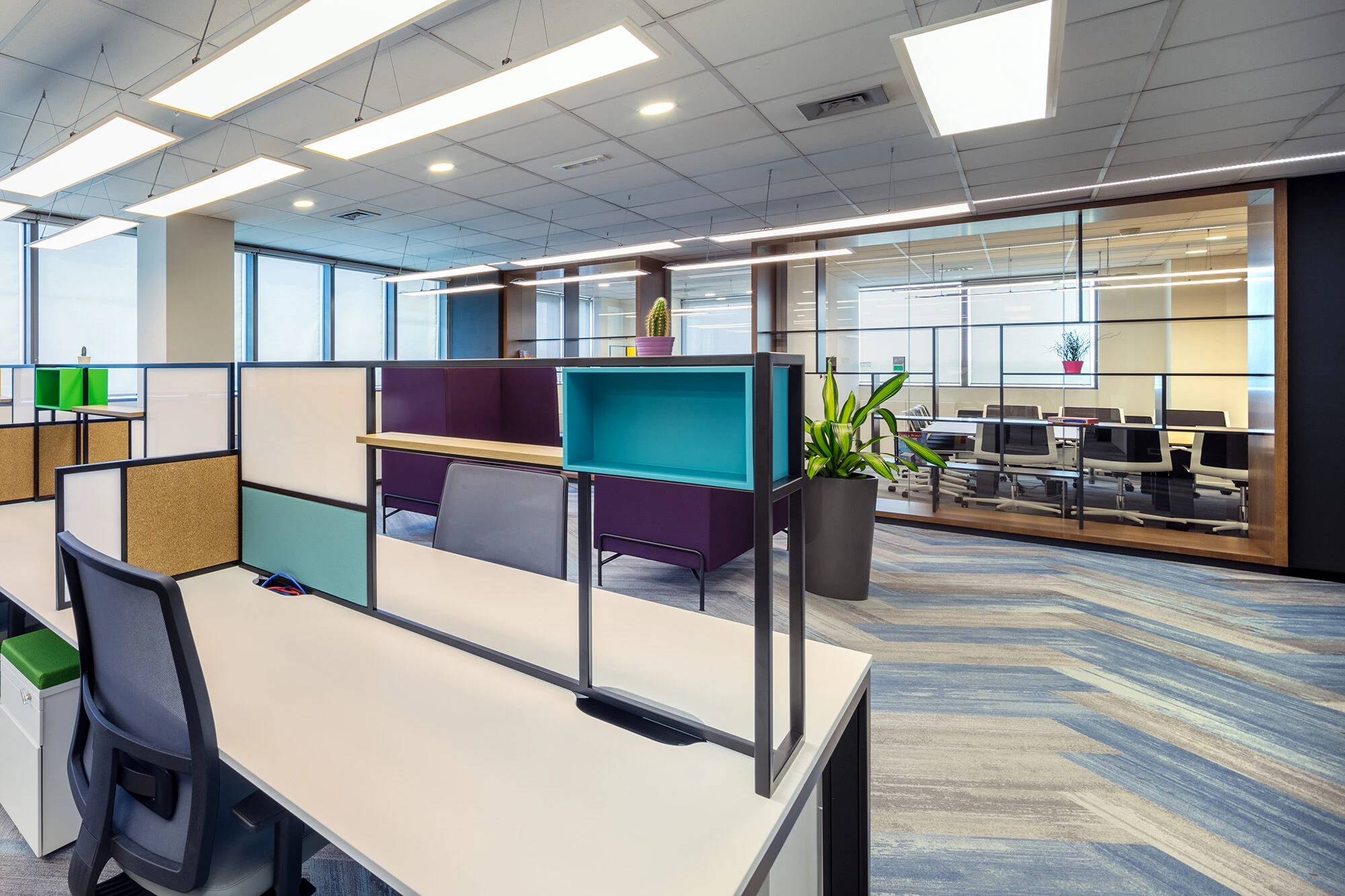 全球 70 个办公室的统一设计风格-15