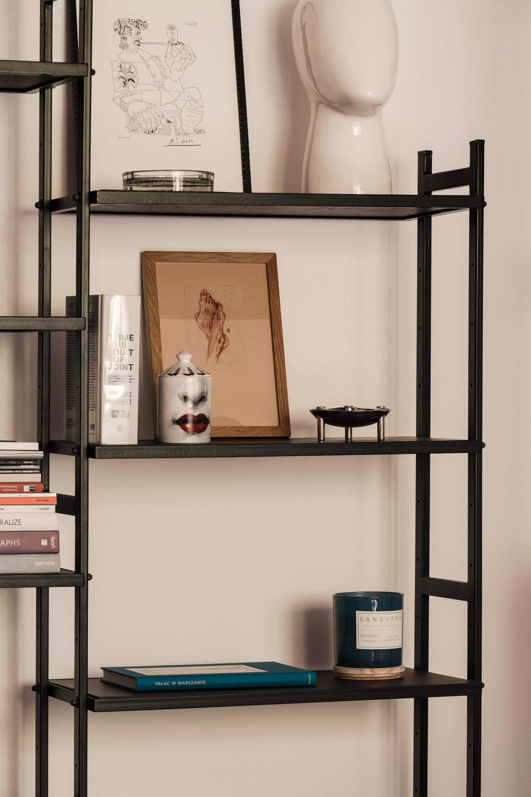 Starej Ochocie老建筑内公寓设计丨波兰华沙-23