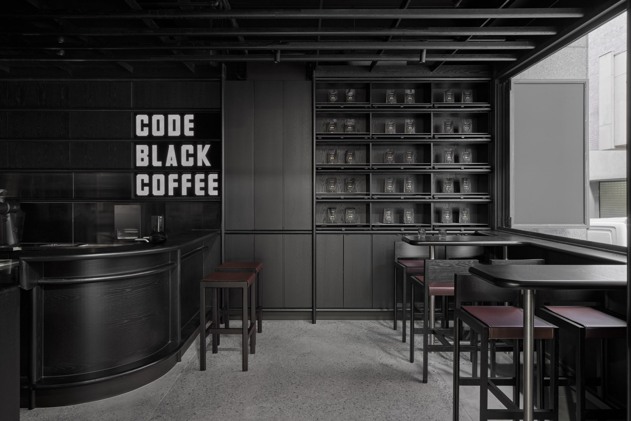 黑色代码晨间酒吧-35