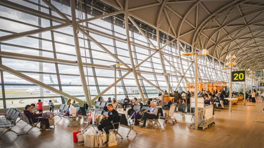 中国烟台蓬莱国际机场T2丨中国山东丨Aedas,中建西南院,上海新时代机场设计研究院-33