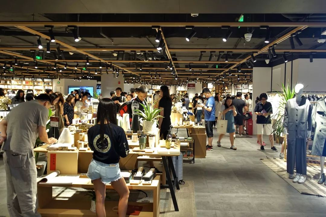 沪上最大室内花园中庭——LuOne 商业综合体-62