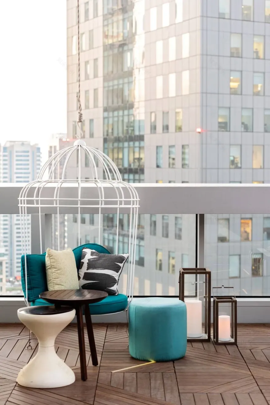 迪拜 Waldorf Astoria 酒店 St. Trop 池畔餐厅设计-32