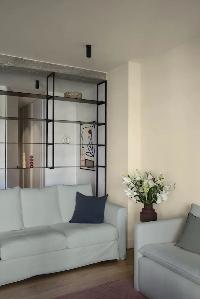 马德里绿色厨房与原始混凝土的时尚公寓设计-8