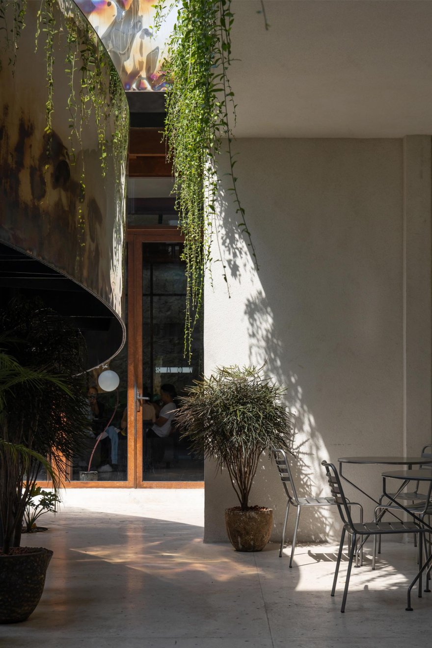 A Heritage Villa Becomes a Mixed-Use Space — Design Anthology-22