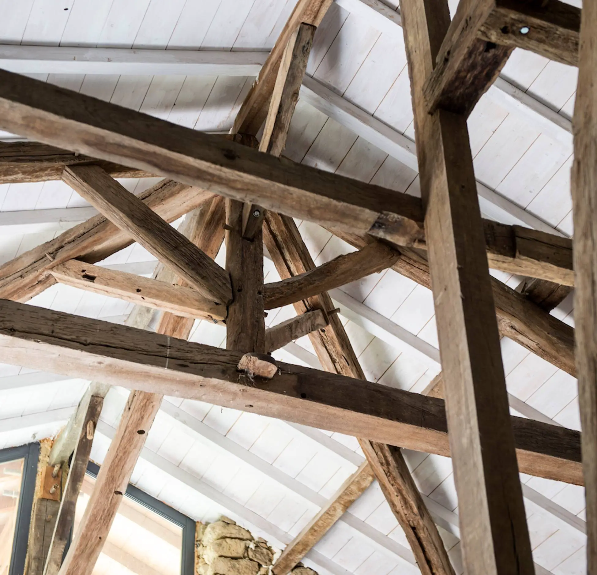 荷兰设计师打造南法古宅的现代魅力-7