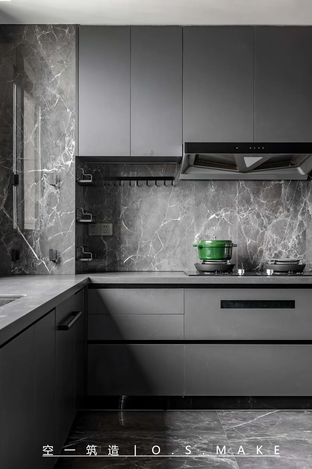 现代极简之家丨中国重庆丨空一筑造-69