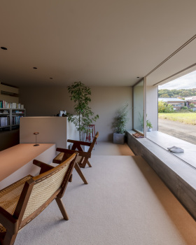 Distance and Dimensions / GRAY-ZONE Design Office