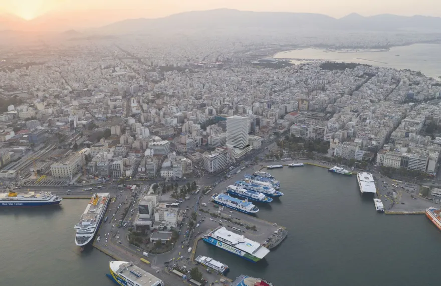 希腊 Piraeus Tower SA 改造丨希腊比雷埃夫斯丨RS Sparch PC-20