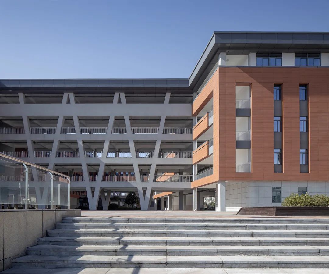 铜陵市十五中西湖校区及师范附小新校区丨中国铜陵丨安徽地平线建筑设计有限公司-28