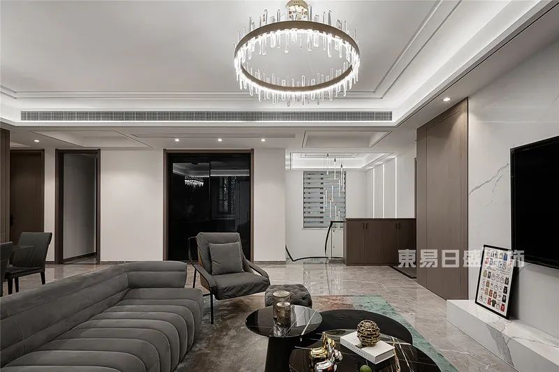 500㎡美式风实拍，瞳孔里开出烟灰色的花朵-17