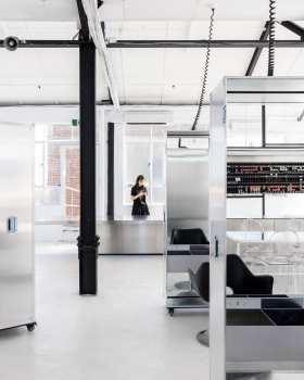 Usfin Atelier（悉尼无性别发廊）