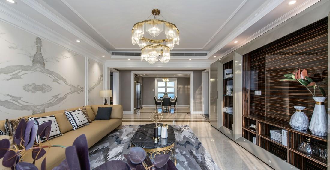 暖色调中海城市广场，金属与岩板的温馨空间-4