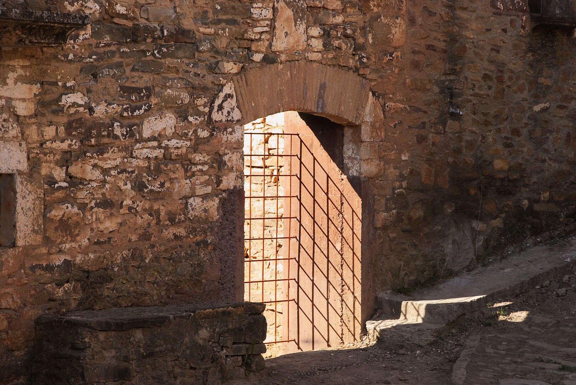 鲁埃斯塔城市中心修复丨西班牙丨Sebastián Arquitectos-33