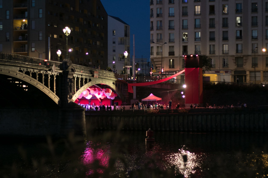 CABARET SUR BERGE(圣但尼塞纳河畔露天酒馆布景)丨法国-53