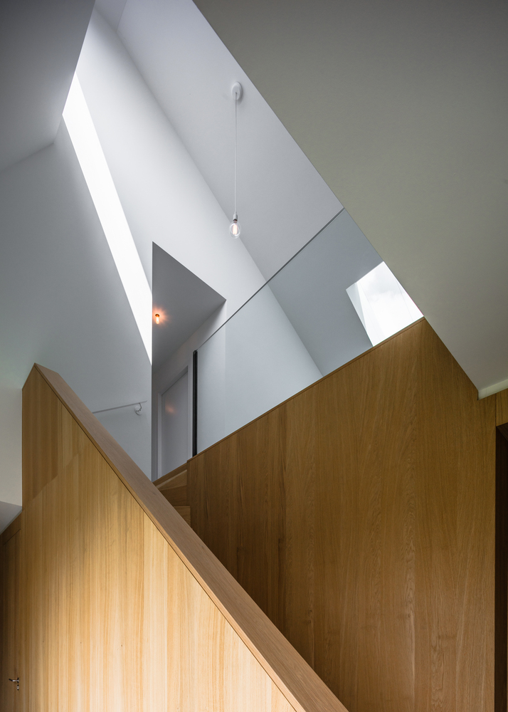 荷兰 IJsselstein 别墅,现代简约与能源管理的完美结合-32