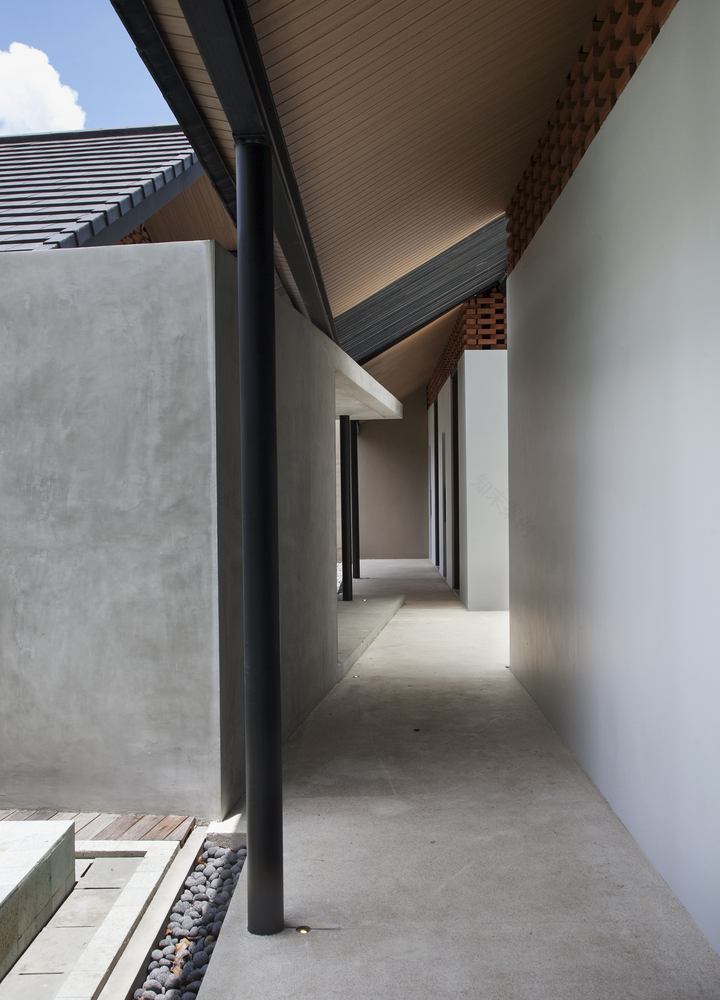 印尼马朗绿色梯田住宅 | 自然通风与光线的巧妙融合-61