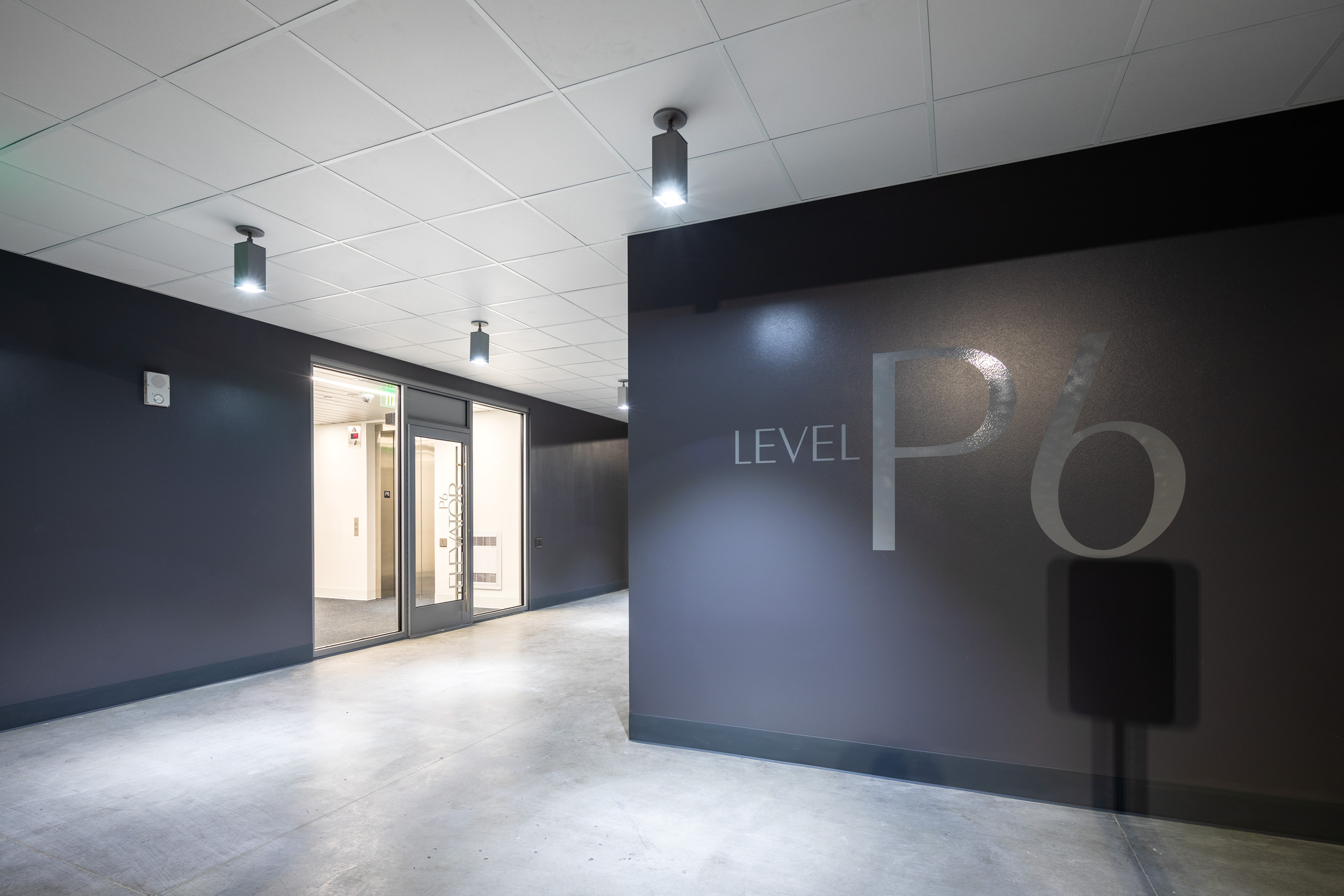 丹佛科技中心 50 Fifty 办公大楼 | 颠覆传统办公环境的设计-20