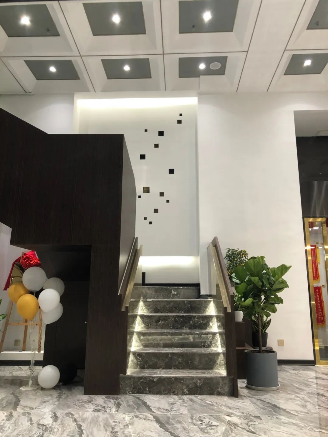 轻奢黑金KTg Design办公室-35