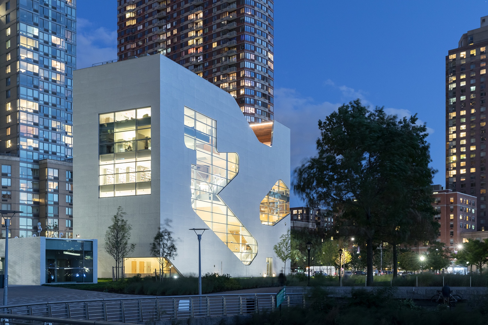 纽约猎人角皇后图书馆丨美国纽约丨史蒂文·霍尔建筑师事务所-54